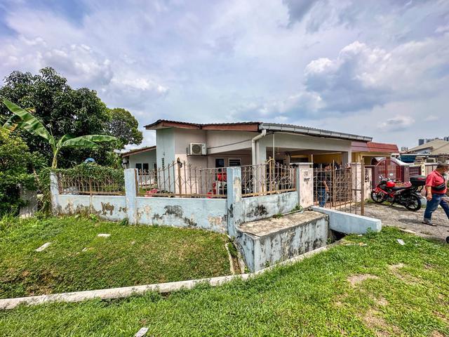 Terraced House for sale in Petaling, Damansara Damai