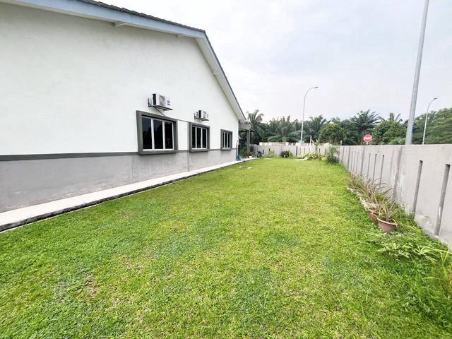 Residential House for sale in Petaling, Alam Impian