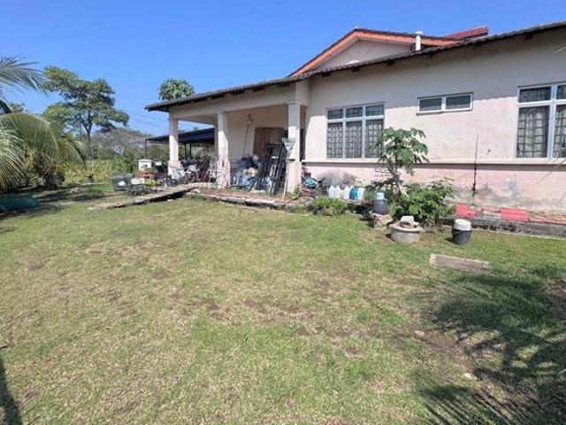Residential House for sale in Tanjong Sepat, Selangor