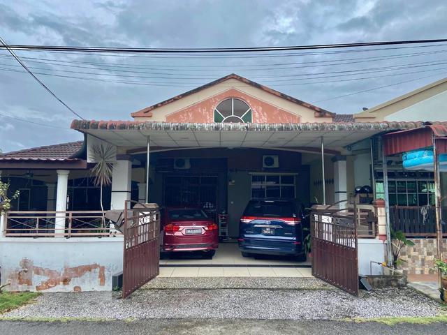 Terraced House for sale in Batu Pahat, Johor