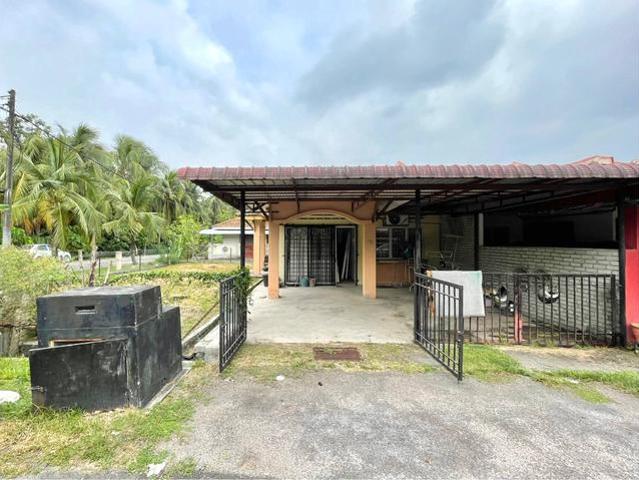 Terraced House for sale in Banting, Selangor