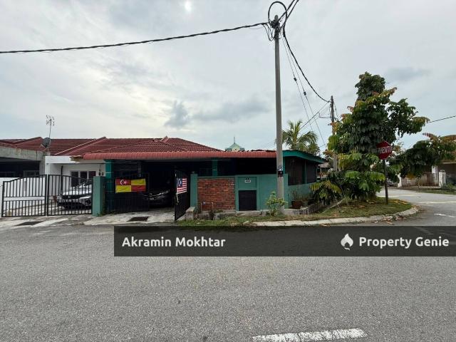 Terraced House for sale in Kuala Selangor, Selangor