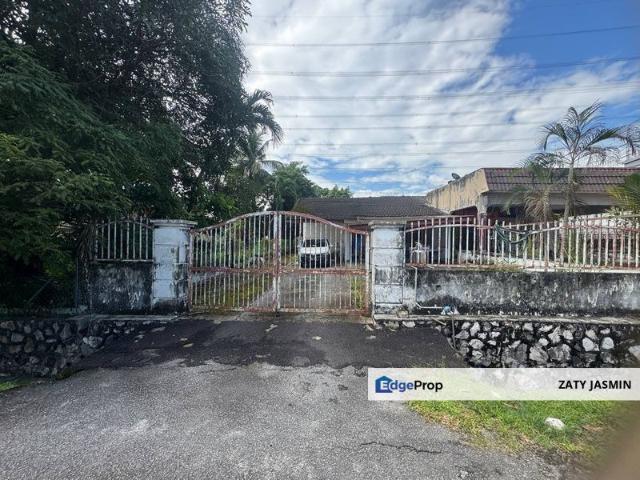 House for sale in Country Heights Damansara, Kuala Lumpur