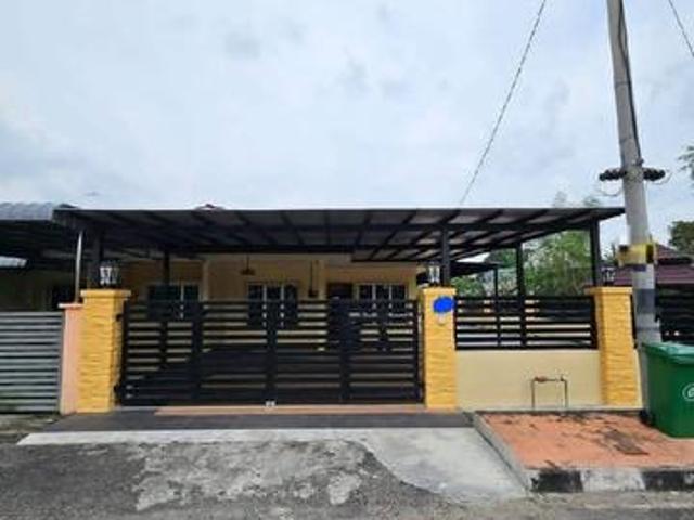 Terraced House for rent in Wellesley, Penang