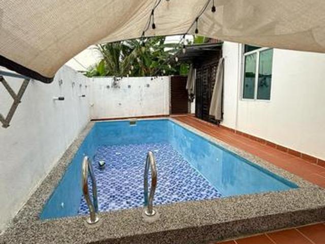 Residential House for sale in Tanjong Sepat, Selangor