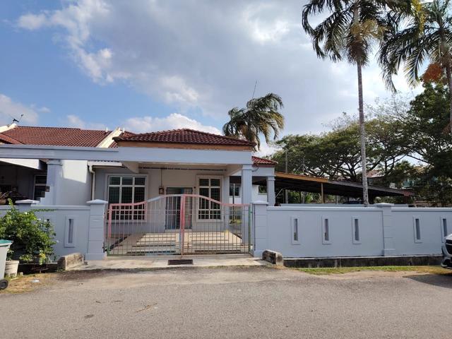 Terraced House for rent in Durian Tunggal, Malaka