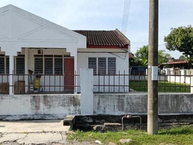 Terraced House for sale in Wellesley, Penang