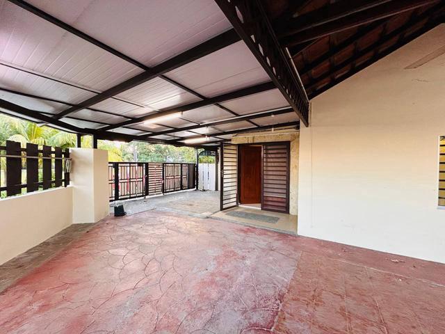 Terraced House for sale in Pontian