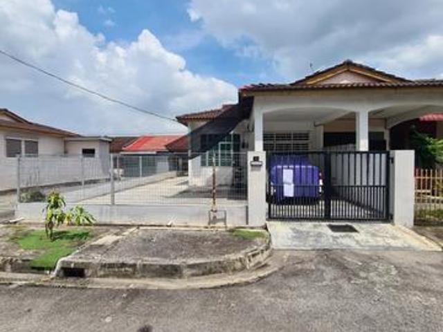 Terraced House for sale in Wellesley, Penang