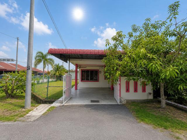 Terraced House for sale in Wellesley, Penang