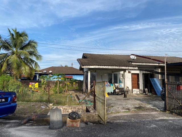 Residential House for sale in Pekan