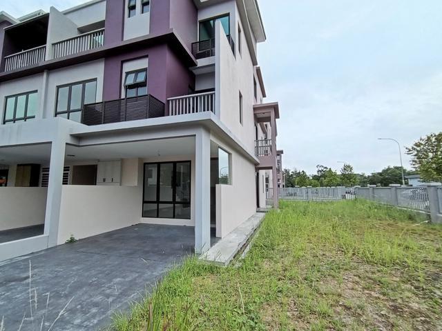 Townhouse for sale in Kajang, Langat
