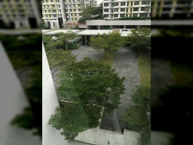 Apartment for rent in Tanjong Sepat, Selangor