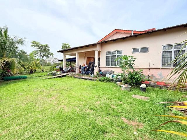Residential House for sale in Tanjong Sepat, Selangor
