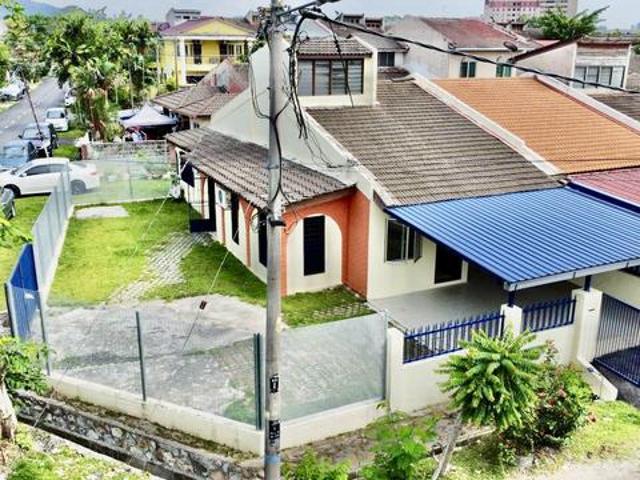 Terraced House for sale in Langat, Selangor