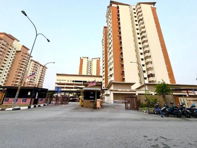 Apartment for sale in Kajang, Langat