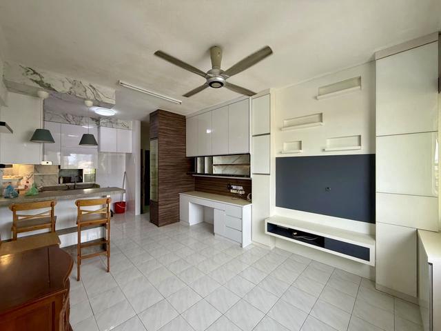 Apartment for sale in Barat Daya, George Town