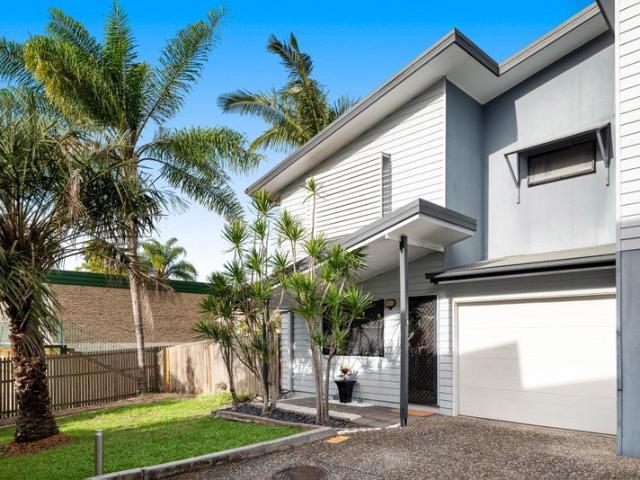 Townhouse for sale in Toombul, Queensland