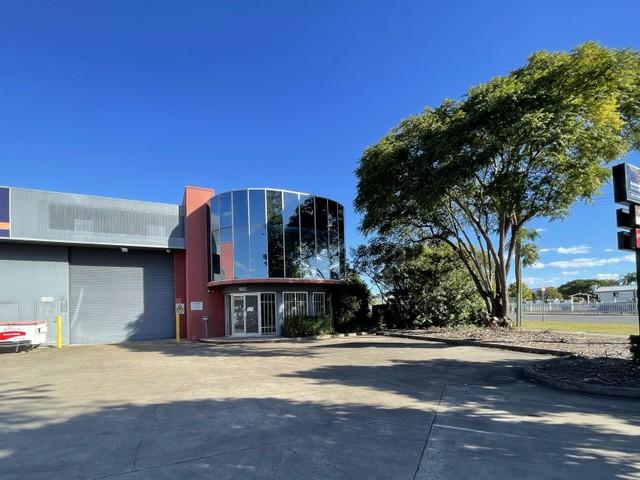 Warehouse for rent in Toombul, Queensland