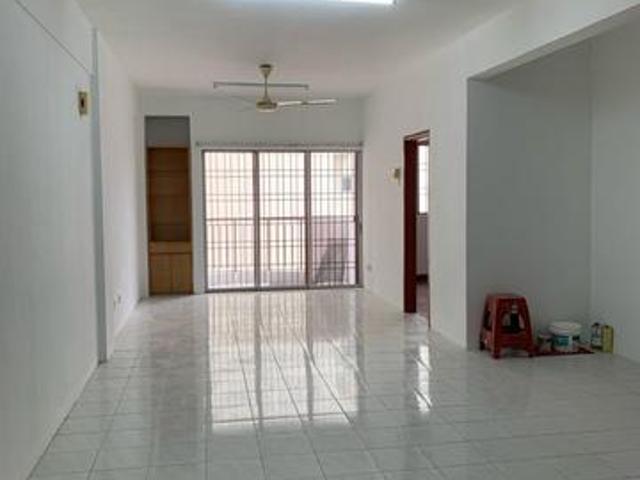 Apartment for sale in Country Heights Damansara, Kuala Lumpur