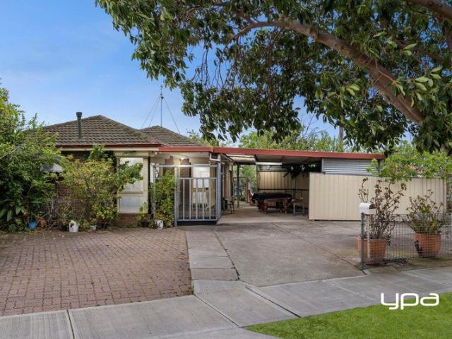 House for sale in Kings Park, Melbourne