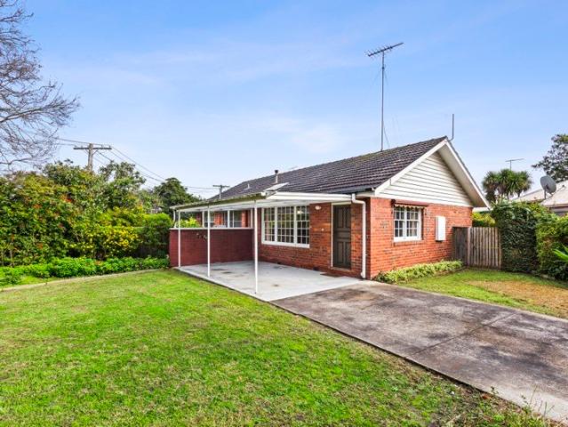 House for sale in Ocean Grove, Victoria