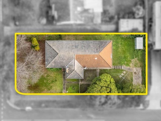 House for sale in Ashburton, Melbourne