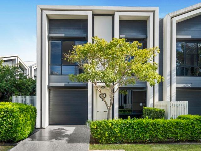 House for sale in Fernbrook, Queensland