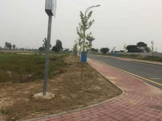 Land for sale in Bahria Orchard, مانّک