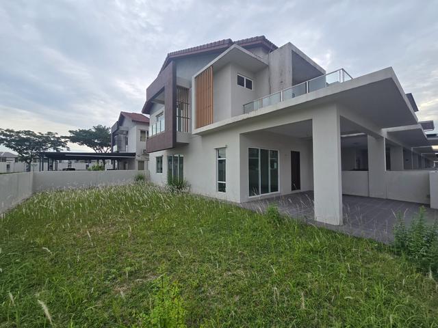 Terraced House for sale in Wellesley, Penang