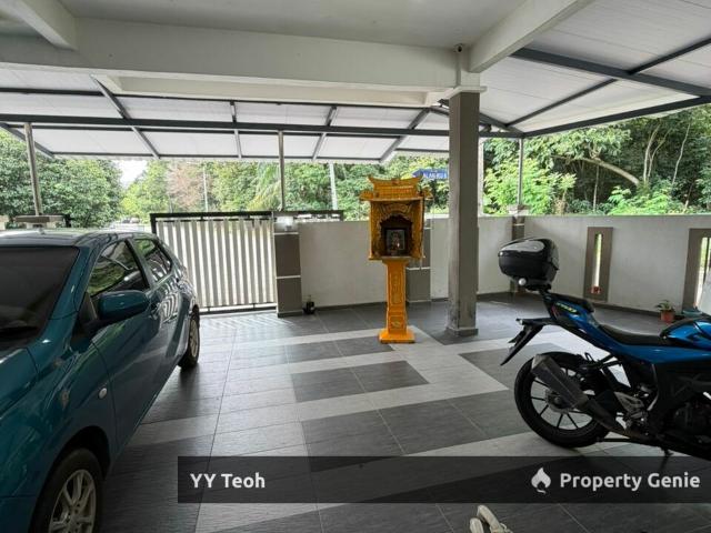 Terraced House for sale in Rembia, Malaka