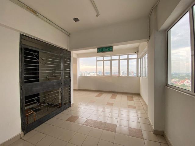 Condominium for sale in Petaling, Damansara Damai