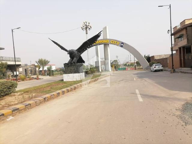 Property for sale in Faisalabad, Islamabad Capital Territory
