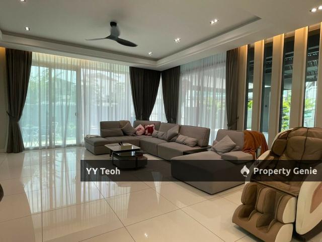 Bungalow for sale in Malaka