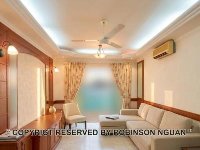 Condominium for sale in Malaka