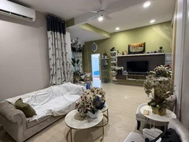 Terraced House for sale in Tanjong Sepat, Selangor