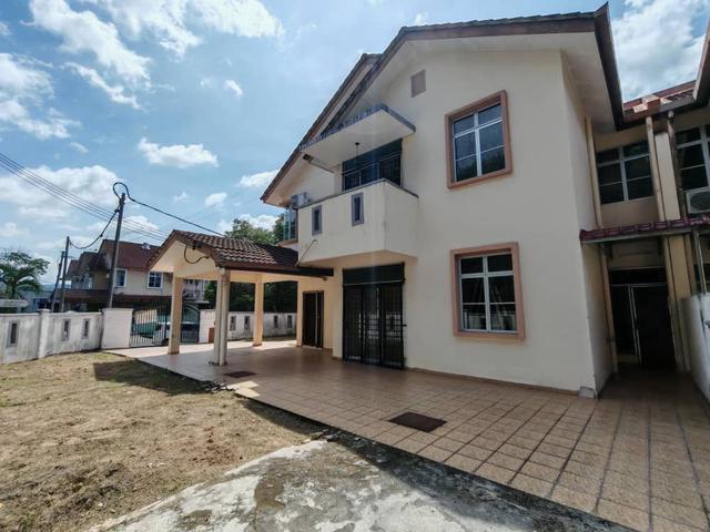 Residential House for rent in Sendayan Village, Negeri Sembilan