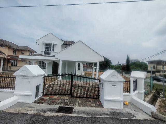 Bungalow for sale in Sendayan Village, Negeri Sembilan