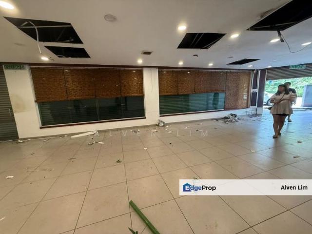Shop for rent in Petaling, Subang Jaya