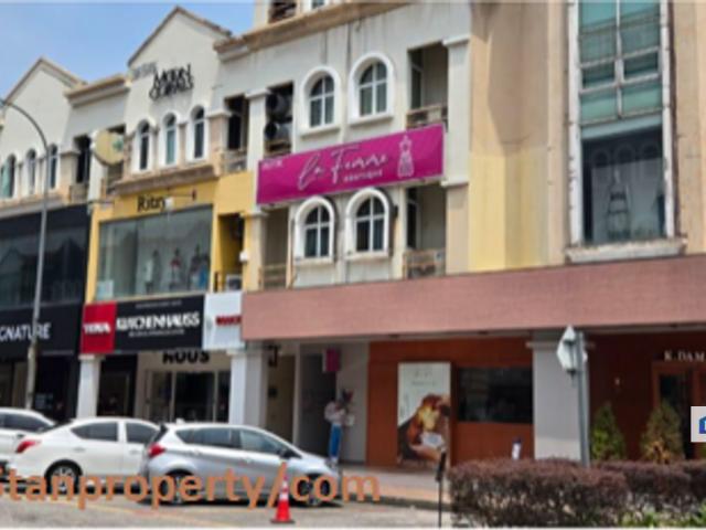 Shop for rent in Petaling, Damansara Damai