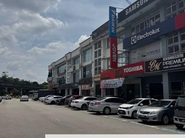 Shop for rent in Bukit Ledang, Johor