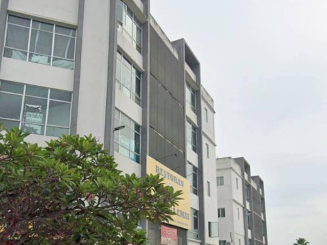 Shop for rent in Kajang, Langat