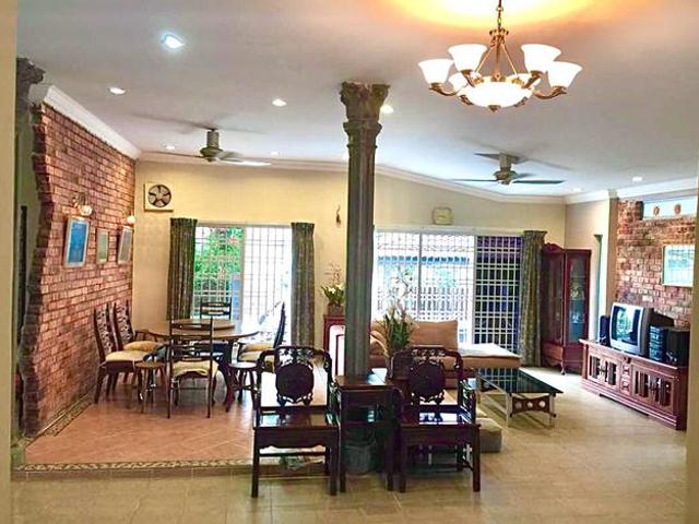 Terraced House for sale in Kampar