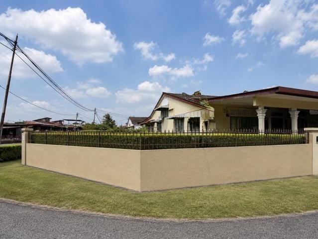 Terraced House for sale in Sendayan Village, Negeri Sembilan