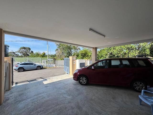 Terraced House for sale in Malaka