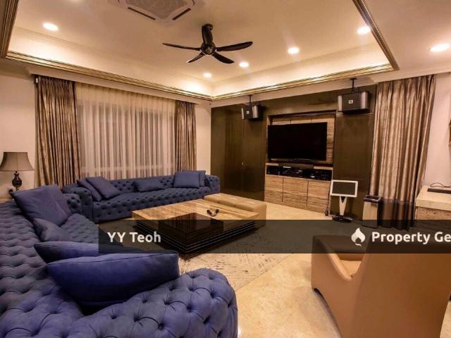 Bungalow for sale in Malaka