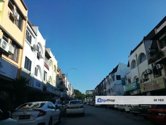 Shop for sale in Petaling, Subang Jaya