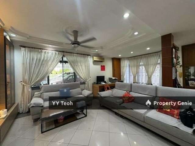 Residential House for sale in Malaka