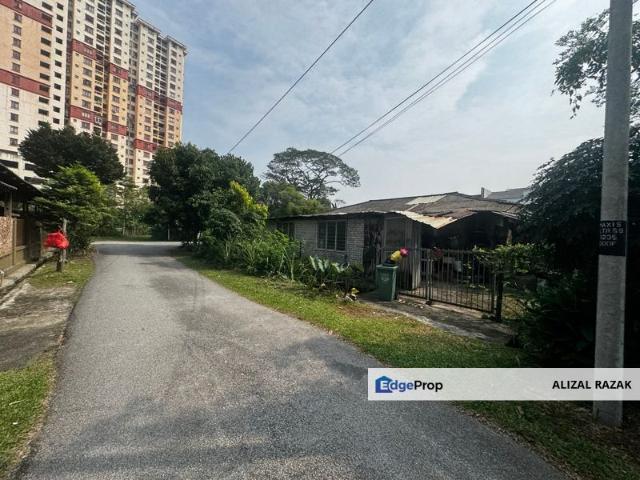 House for sale in Langat, Selangor