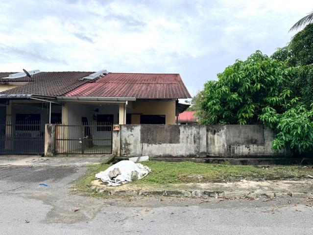 Terraced House for sale in Samarahan, Kota Samarahan